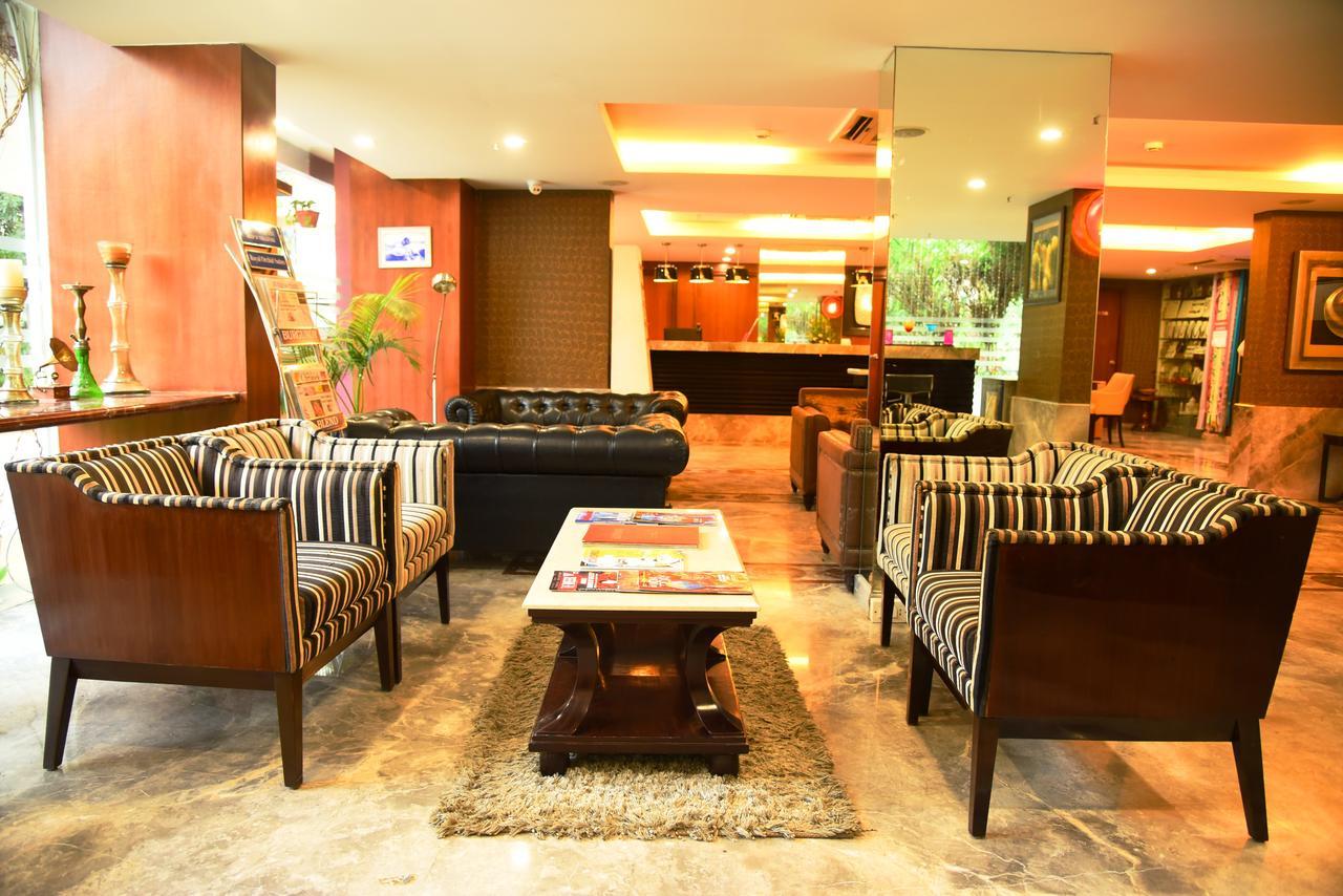 Royal Orchid Suites Whitefield Bangalore Eksteriør billede