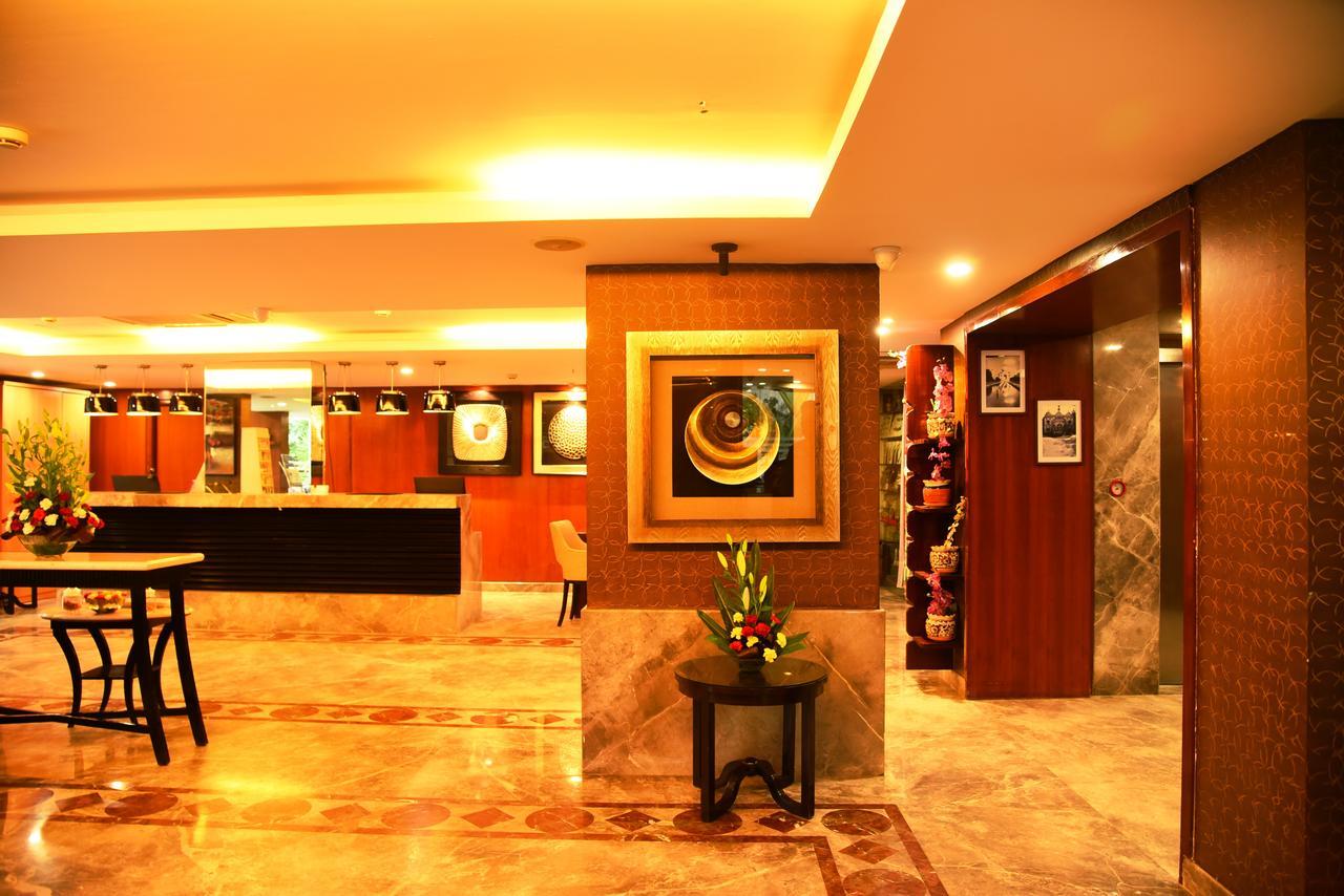 Royal Orchid Suites Whitefield Bangalore Eksteriør billede